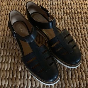 Clark’s Glick Delta Ankle Strip Sandals